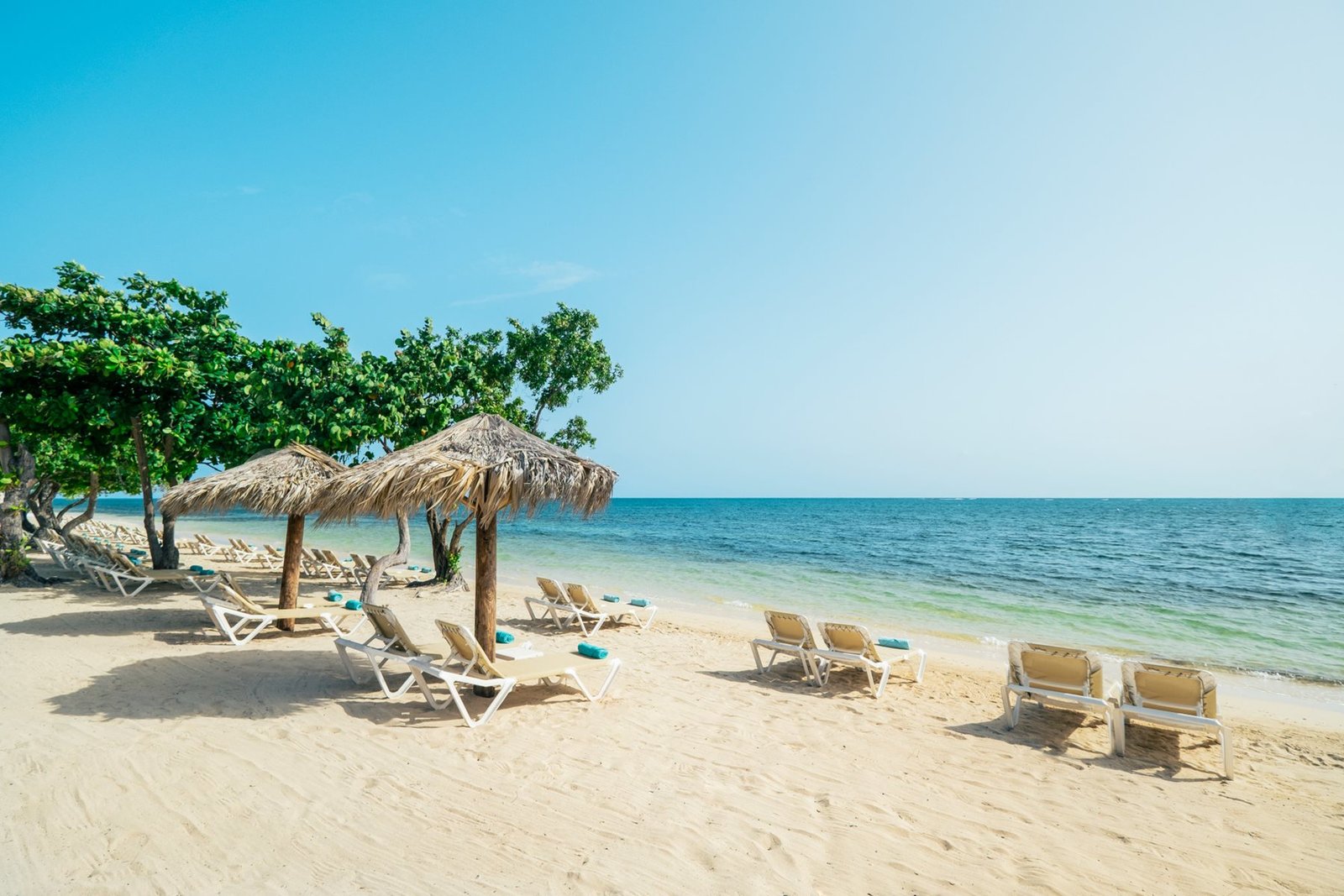mbj-iberostar-rose-hall-beach-beach-02