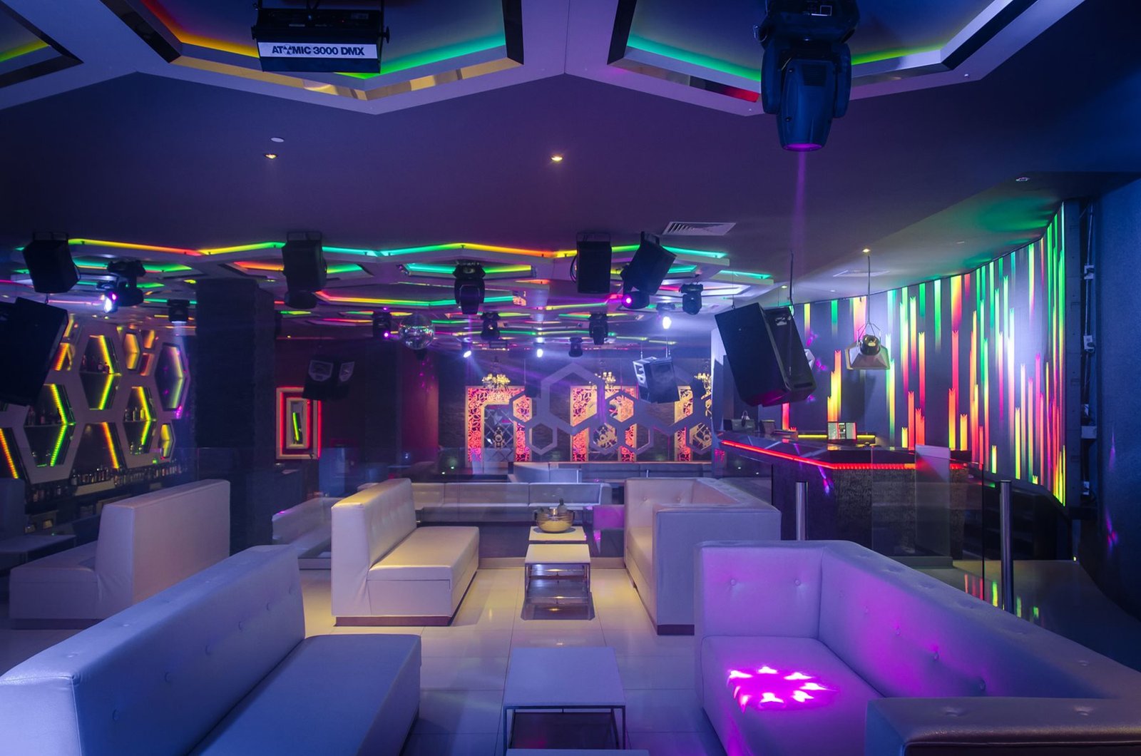 riv-moon-palace-cancun-bar-noir-01