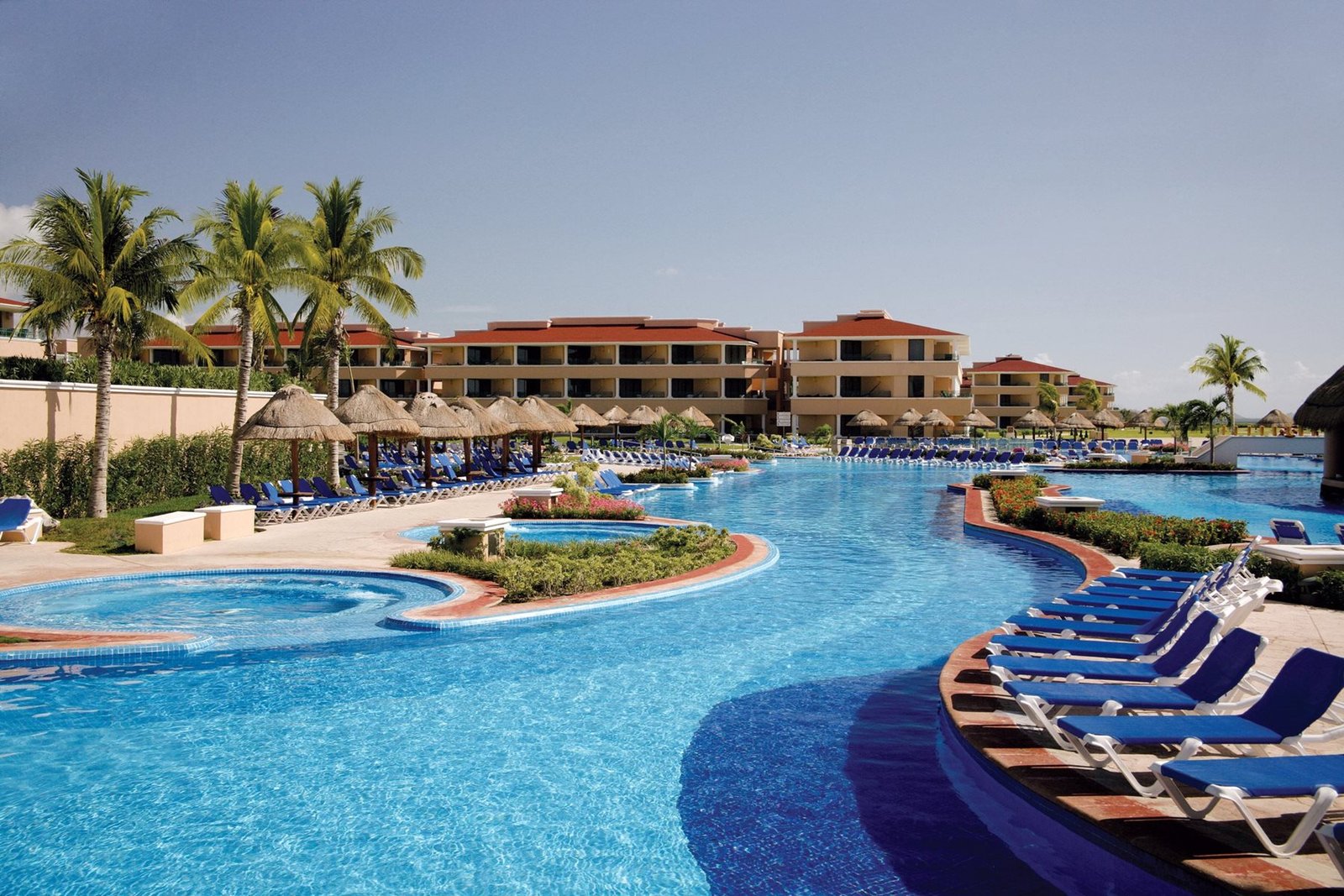 riv-moon-palace-cancun-pool-03