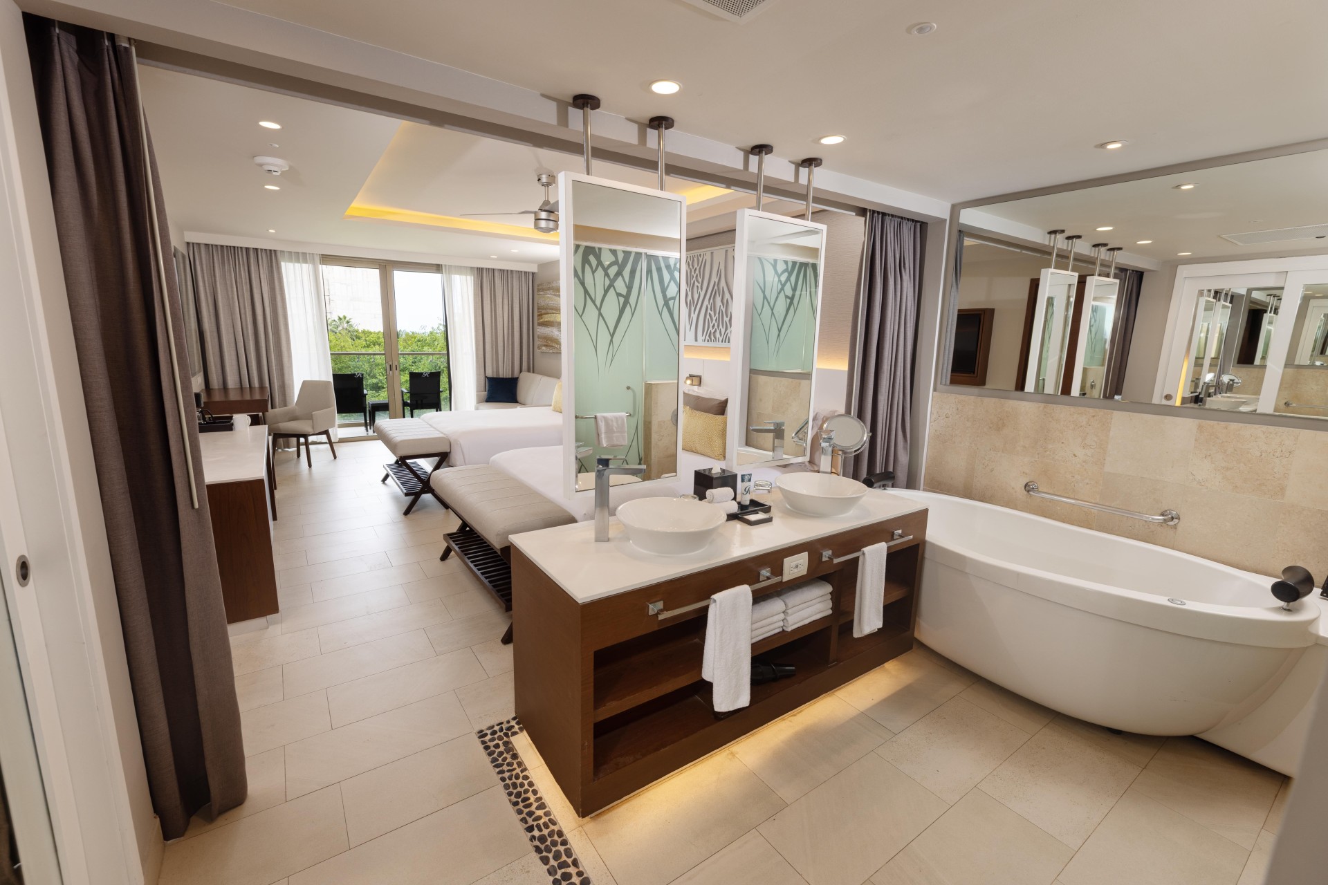 Diamond Club Luxury Junior Suite