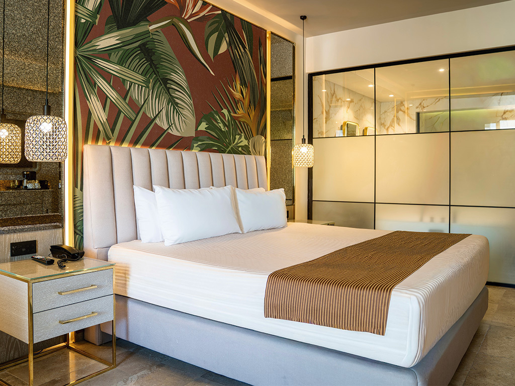 Deluxe Junior Suite