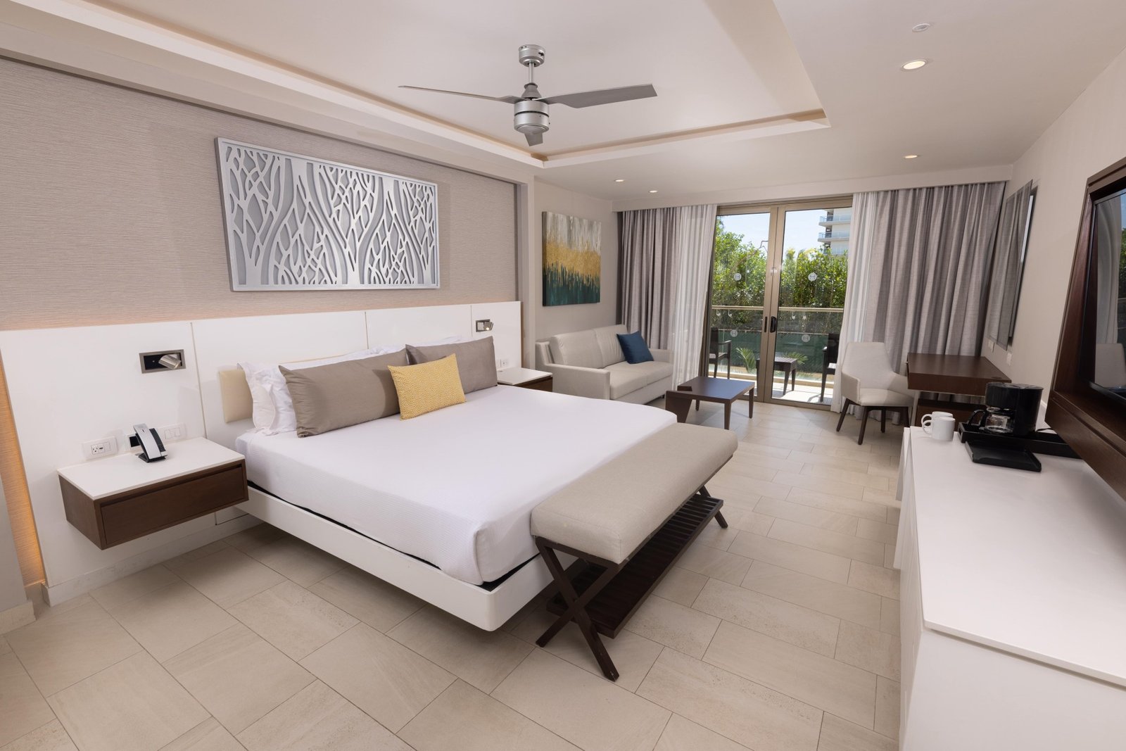 Luxury Junior Suite