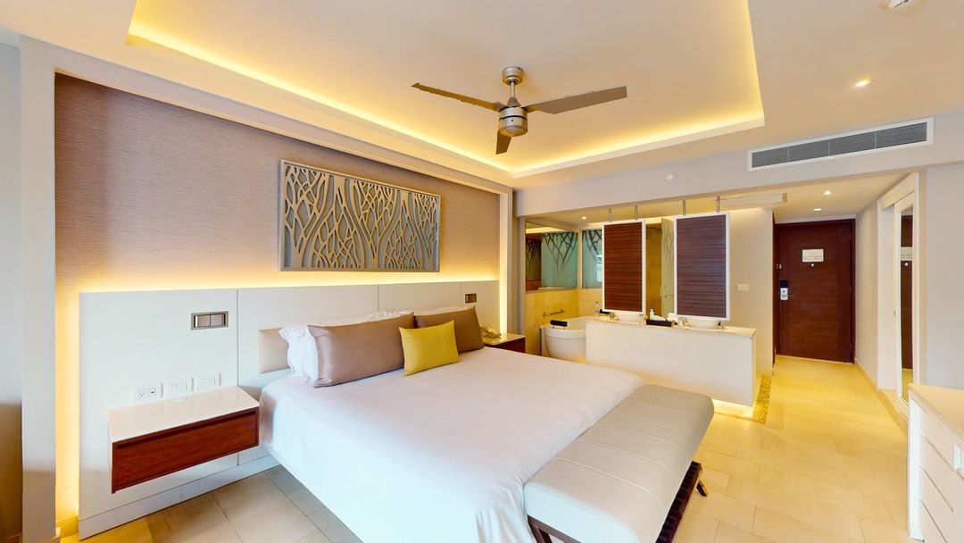 Luxury Suite
