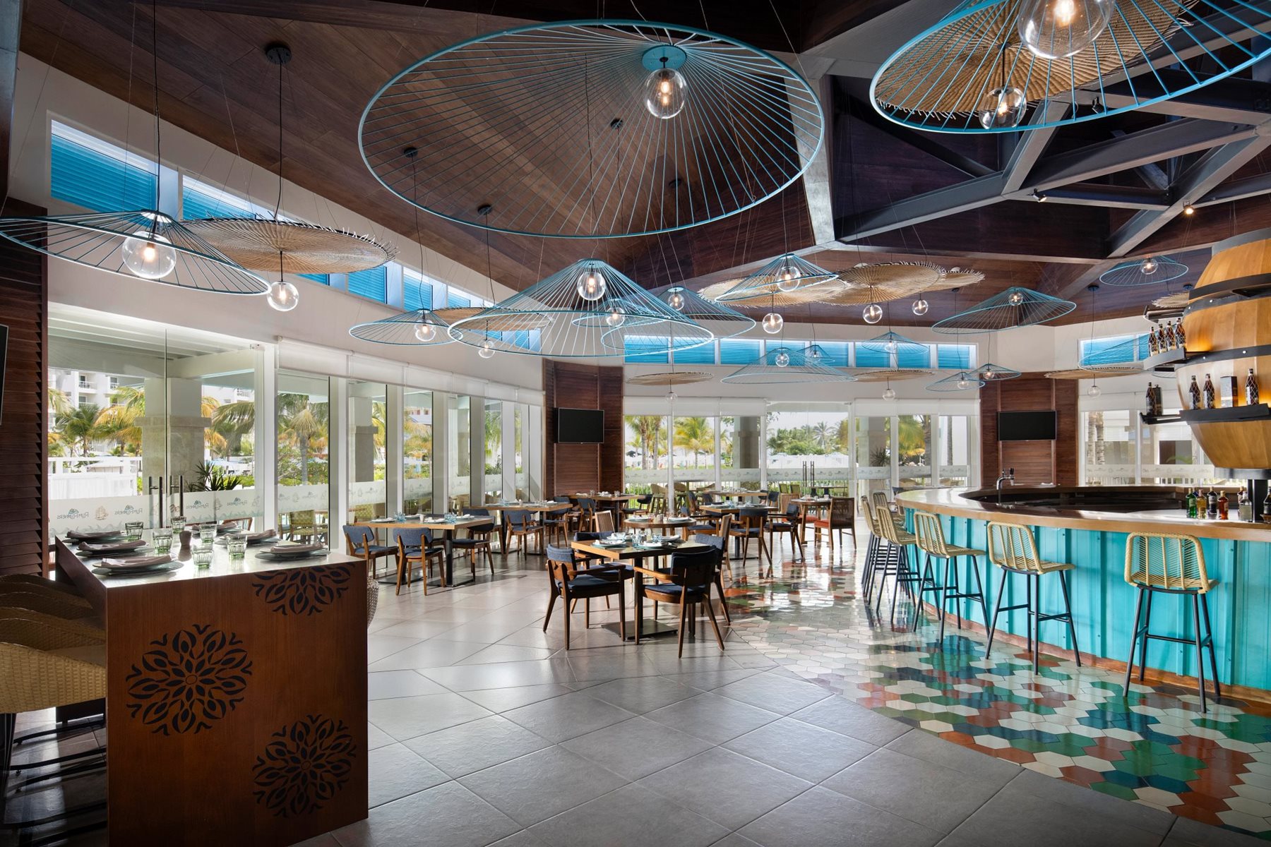 puj-dreams-cap-cana-resto-candela-01