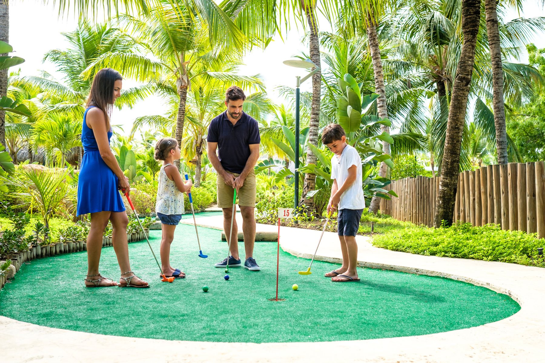 puj-barcelo-bavaro-palace-act-01