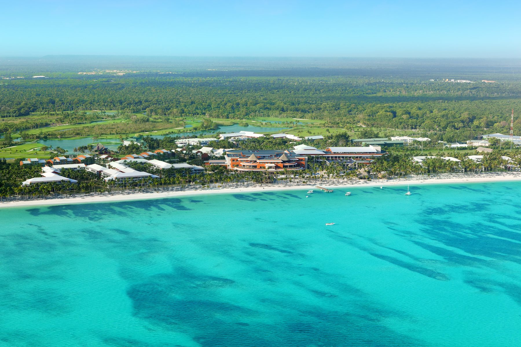 puj-barcelo-bavaro-palace-aerial-01
