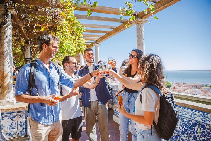 Guided Tours & Experiences