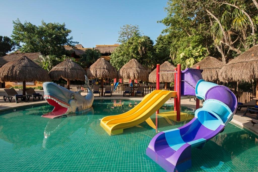 Iberostar Waves Tucan resort