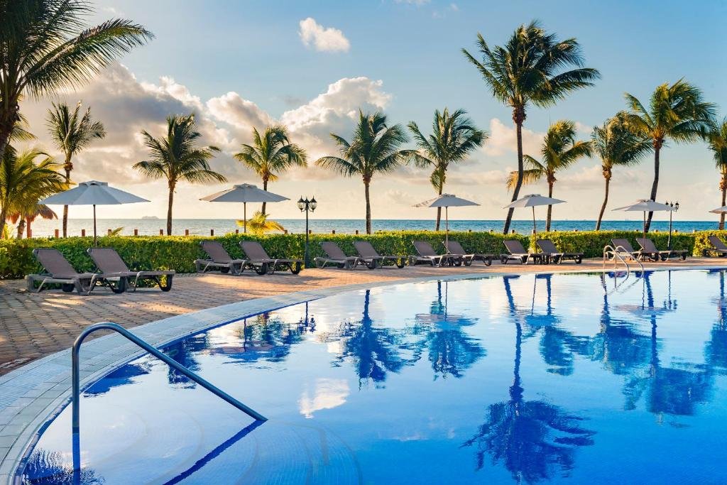 Ocean Maya Royale resort