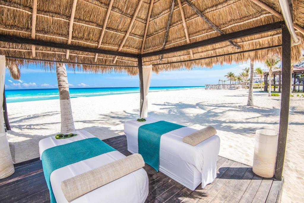 Sunscape Cancun Resort & Spa resort