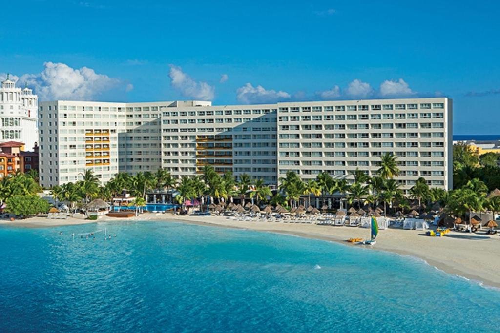 Dreams Sands Cancun Resort & Spa resort