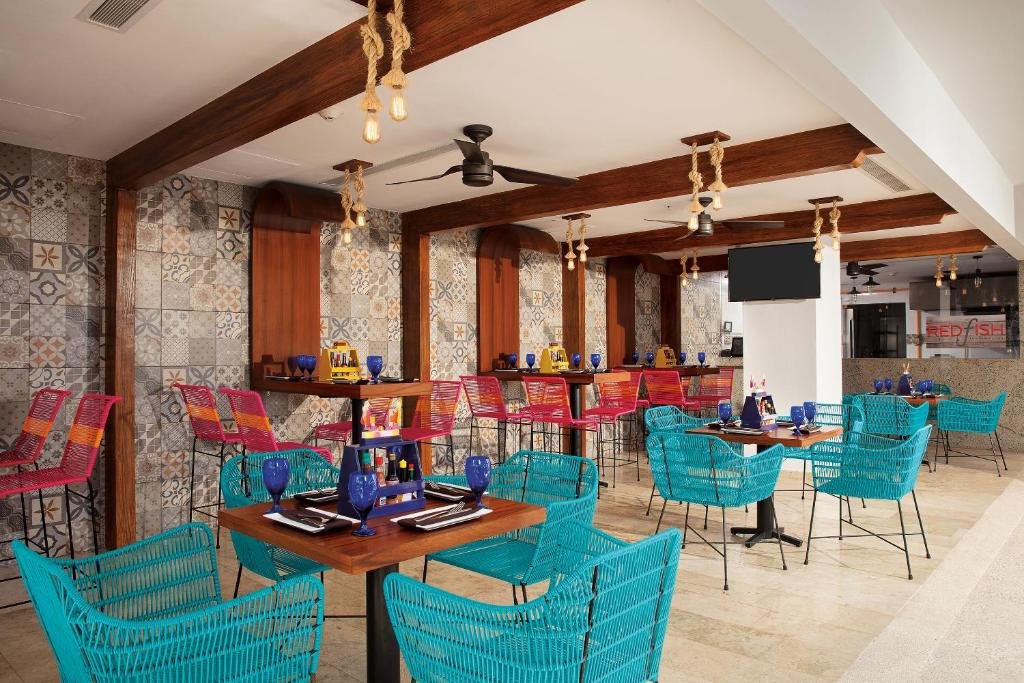 Krystal Grand Cancun resort