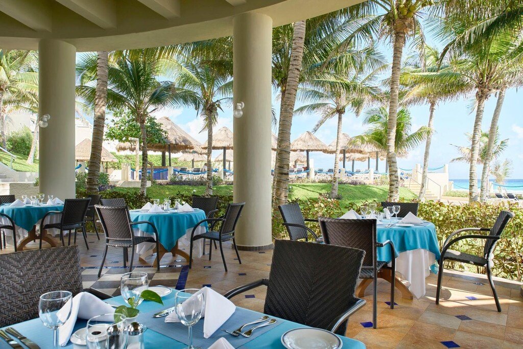 Occidental Tucancún resort