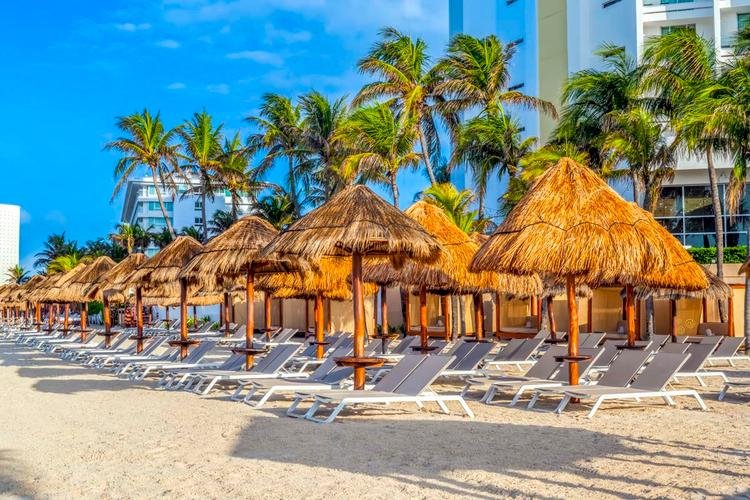 Krystal Grand Cancun resort
