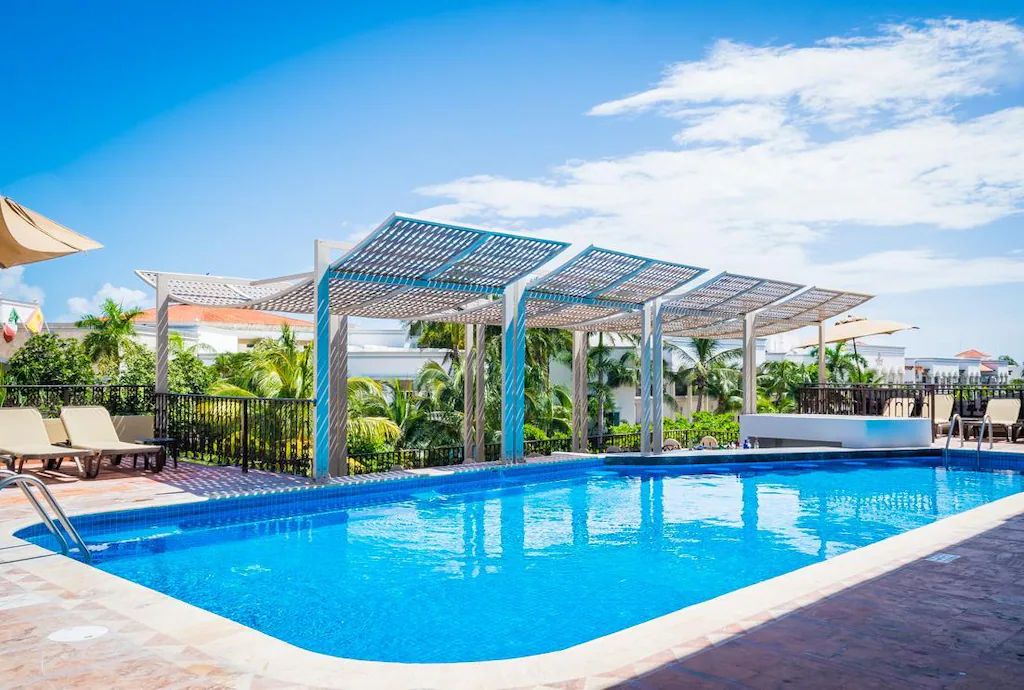 Wyndham Alltra Playa del Carmen resort