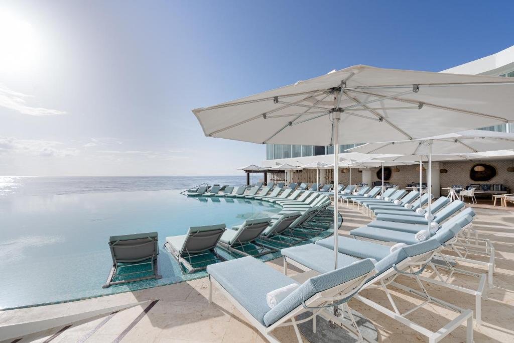 Sun Palace resort