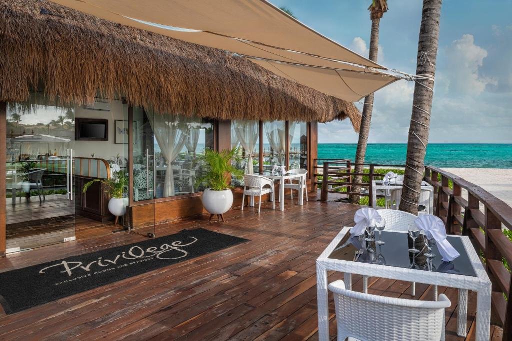 Ocean Maya Royale resort