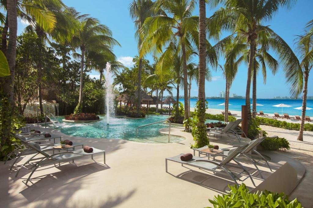 Dreams Sands Cancun Resort & Spa resort