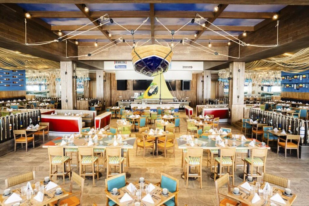 Margaritaville Island Reserve Riviera Cancún resort