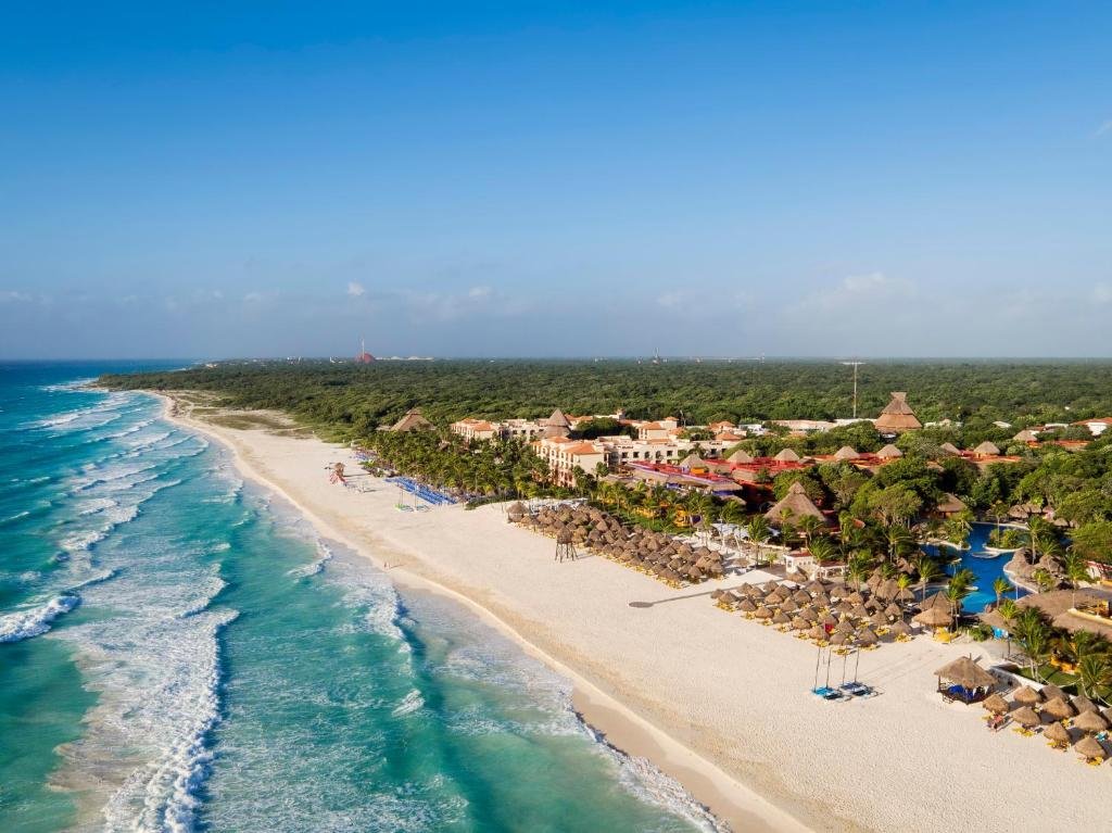 Iberostar Waves Quetzal  resort