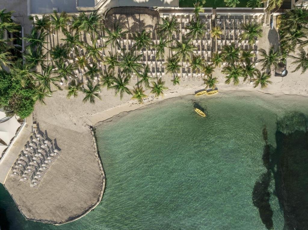 Occidental Costa Cancun resort
