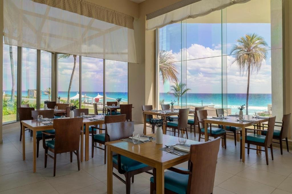 Iberostar Selection Coral Cancun  resort