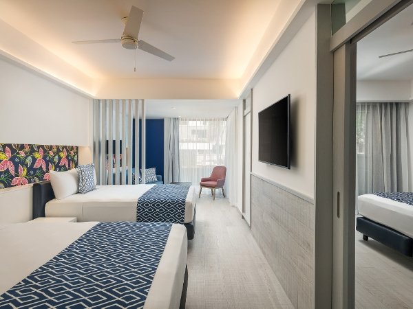 Privileged Grand Family Suite Deluxe at Catalonia Grand Costa Mujeres All Suites & Spa