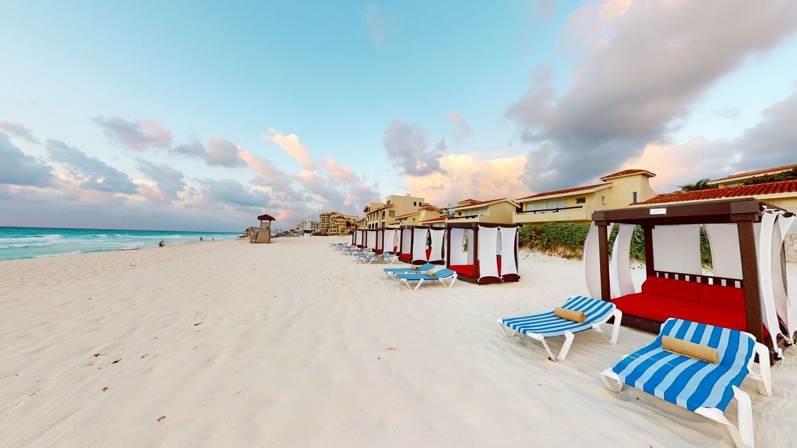 Grand Park Royal Cancún resort