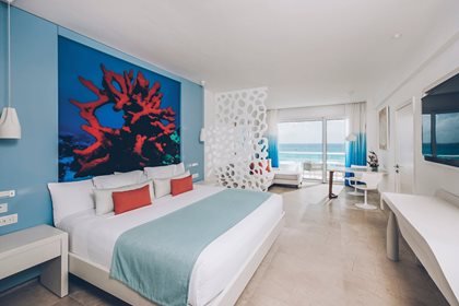 Junior Suite Ocean Front Panoramic at Iberostar Selection Coral Cancun 