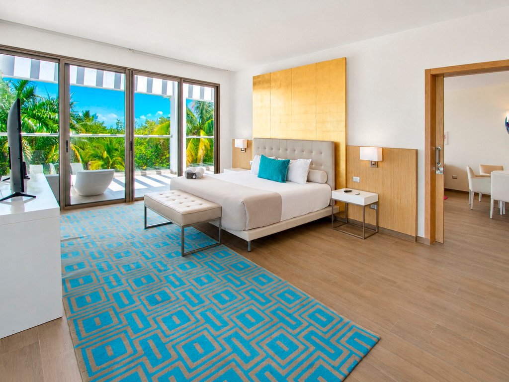 Master Suite at Platinum Yucatan Princess