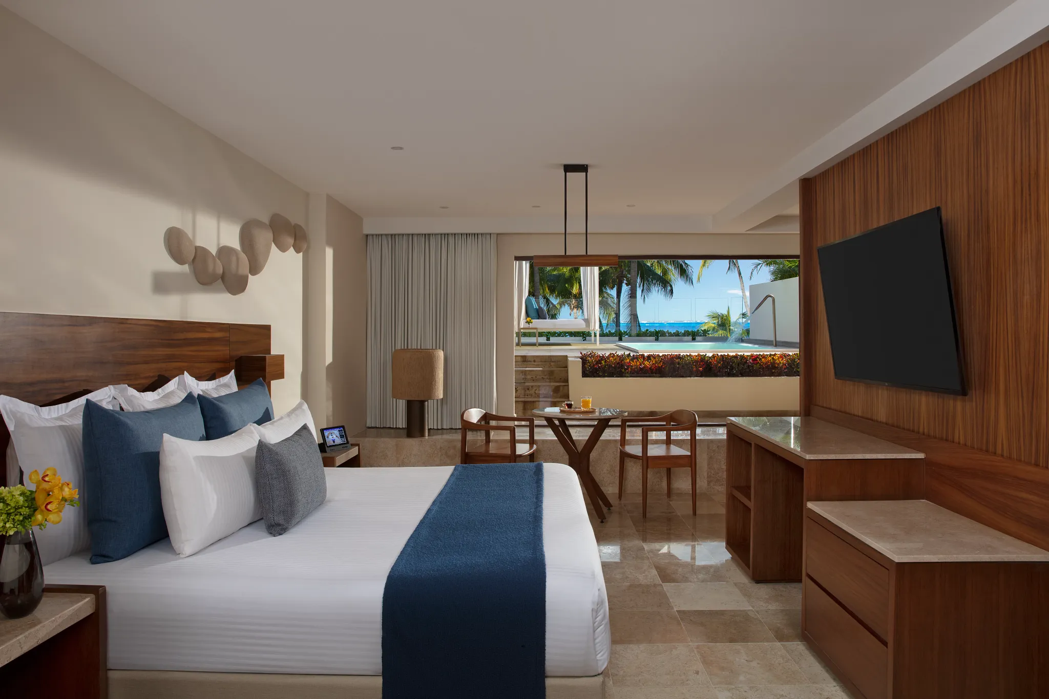 Preferred Club Honeymoon Plunge Pool Suite at Dreams Sands Cancun Resort & Spa
