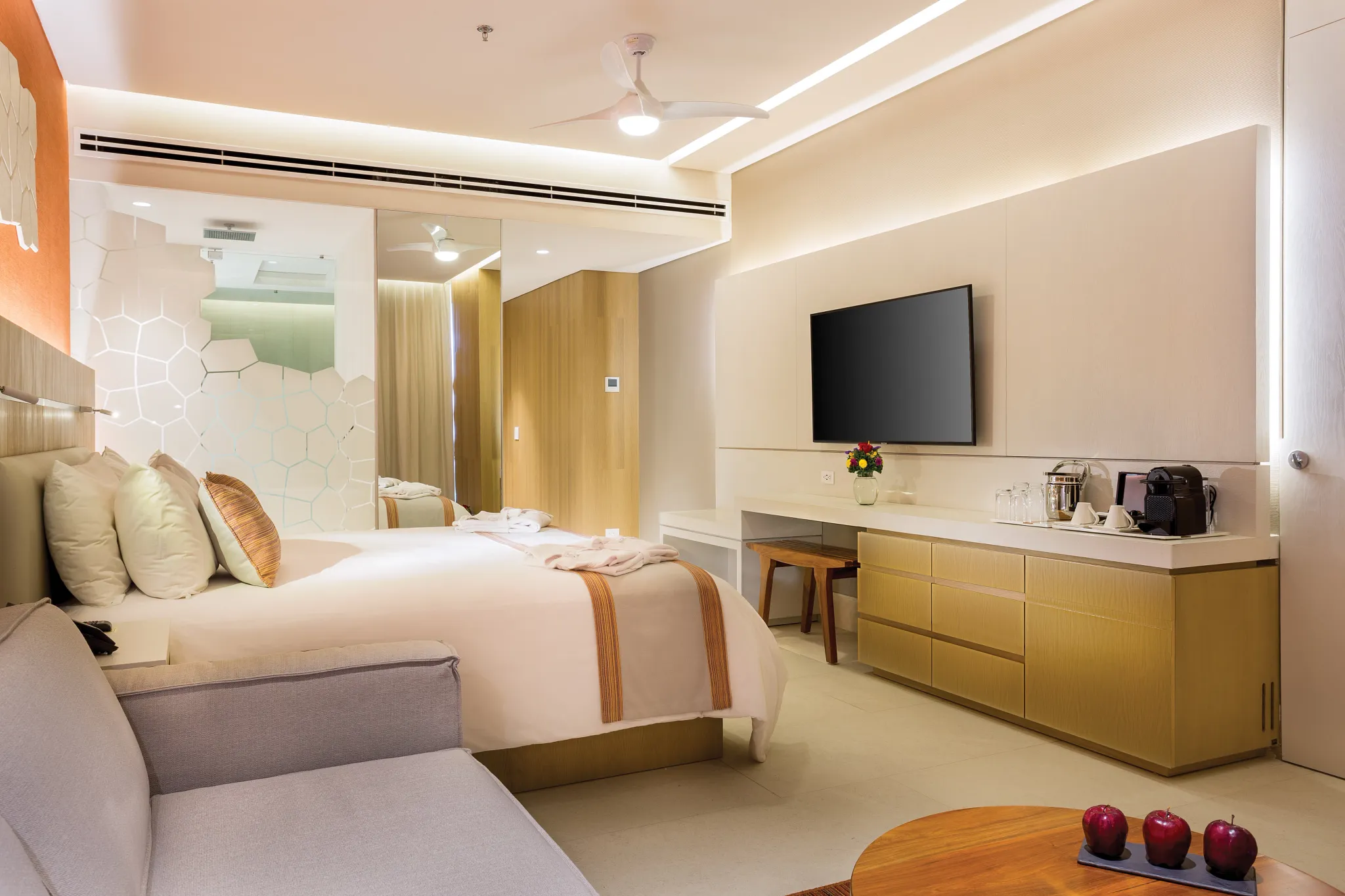 Deluxe Golf & Ocean View at Hyatt Vivid Cancun