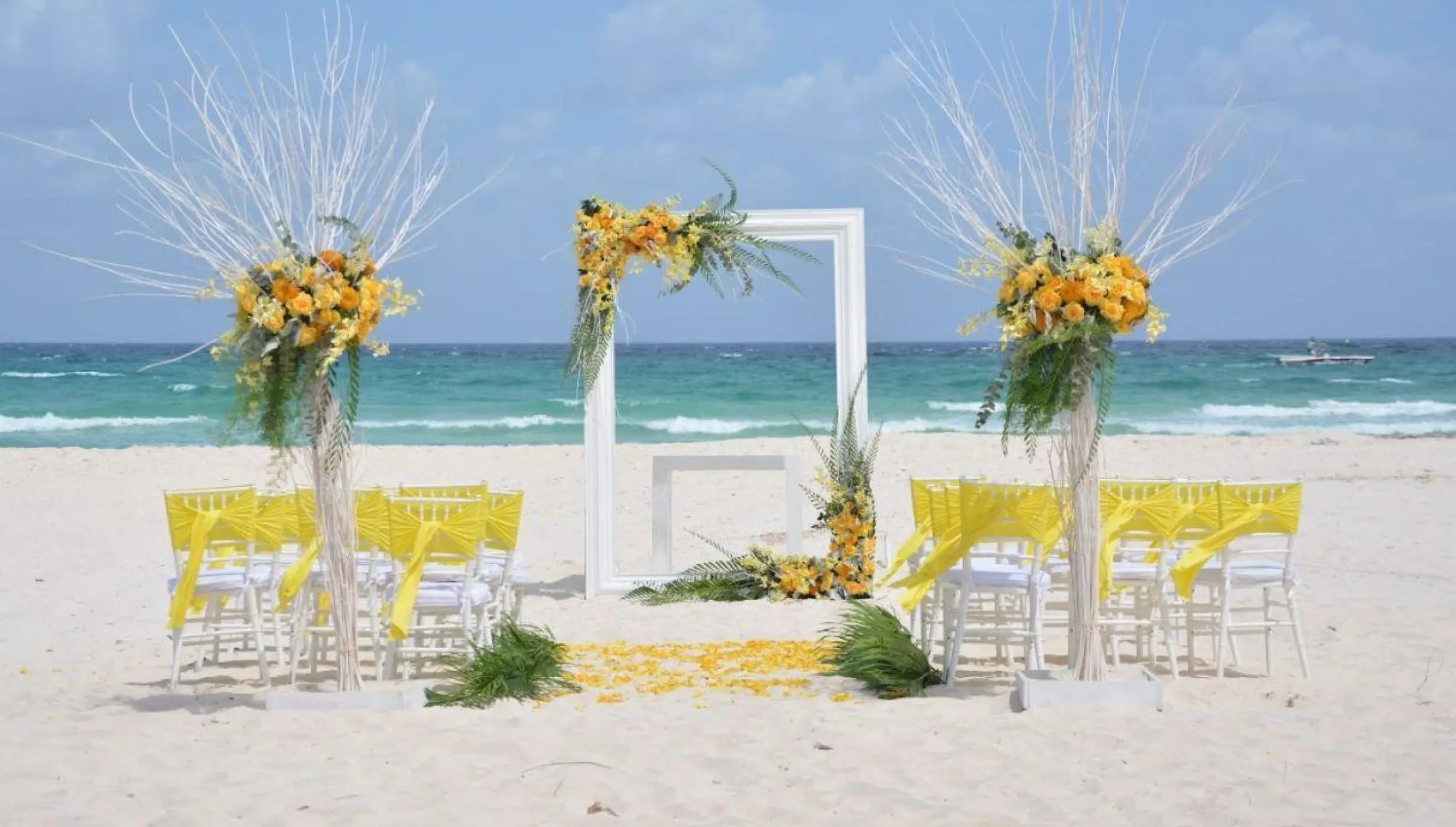 Beach wedding venue at Iberostar Waves Tucan