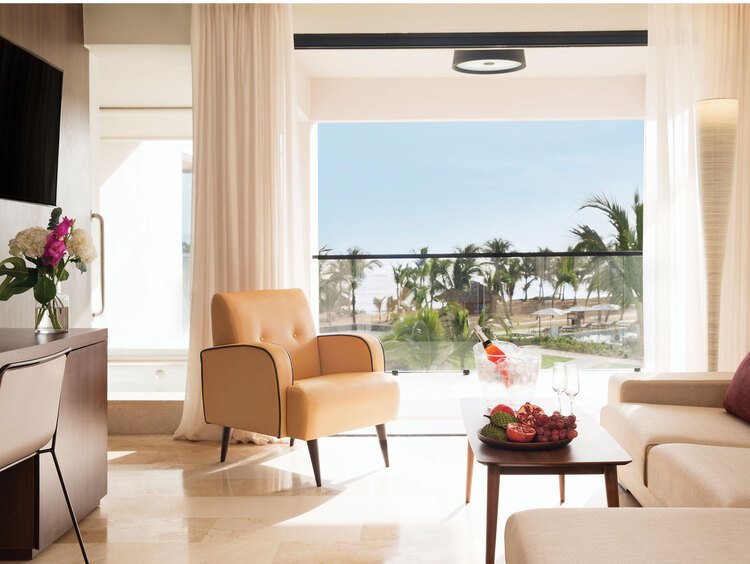 Excellence Club Junior Suite Ocean View at Excellence Carmen