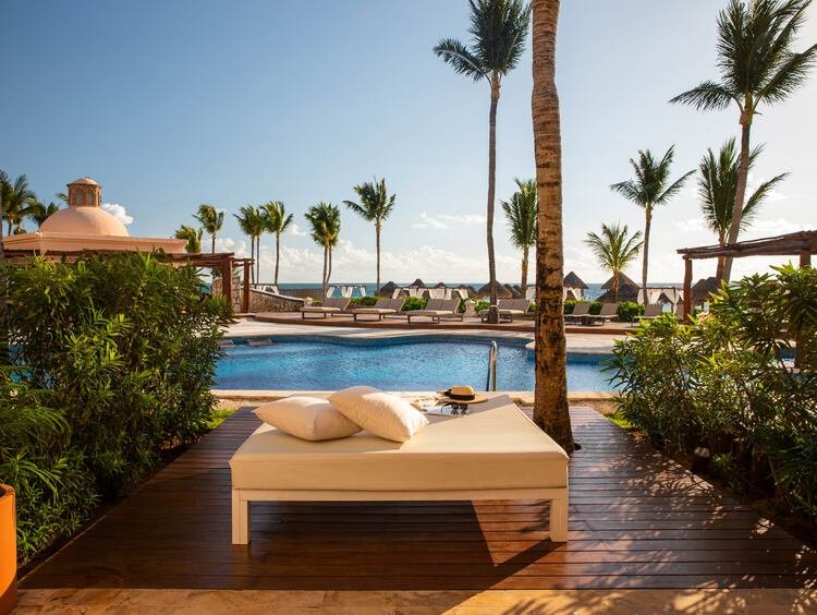 Excellence Club Junior Swim Up Suite Ocean View at Excellence Riviera Cancun