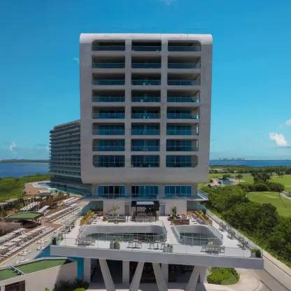 Serenity Bar wedding venue at Hyatt Vivid Cancun