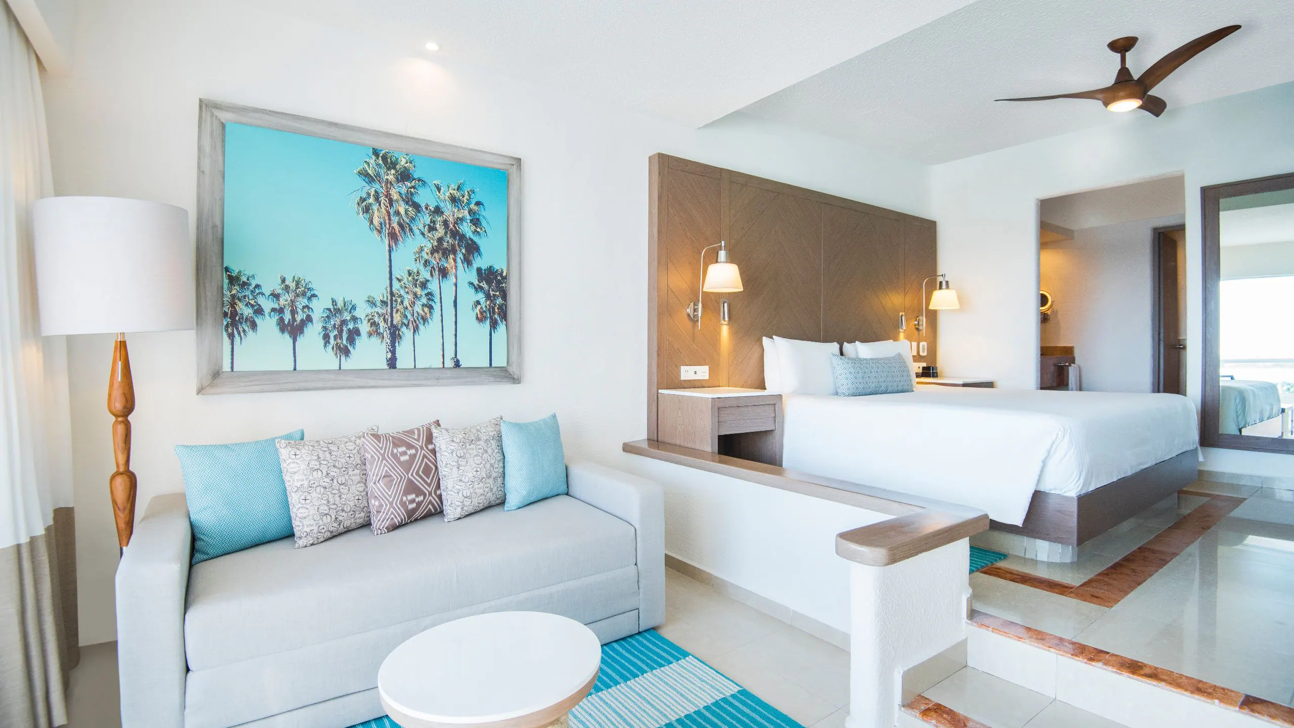 Junior Suite King Beachfront at Sunscape Cancun Resort & Spa