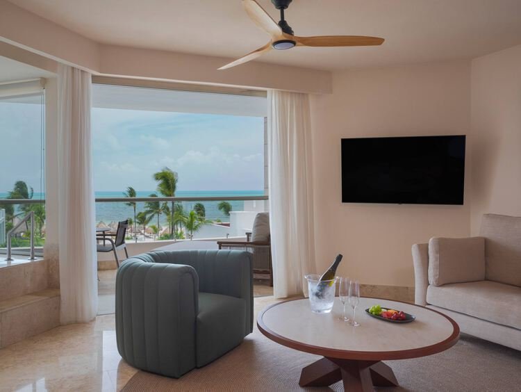 Excellence Club Junior Suite Ocean View at Excellence Playa Mujeres